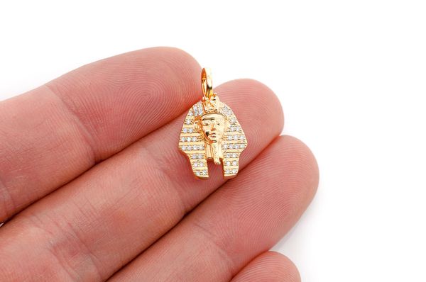 0.20ct Diamond Pharaoh Pendant 18K Solid Gold - Image 3