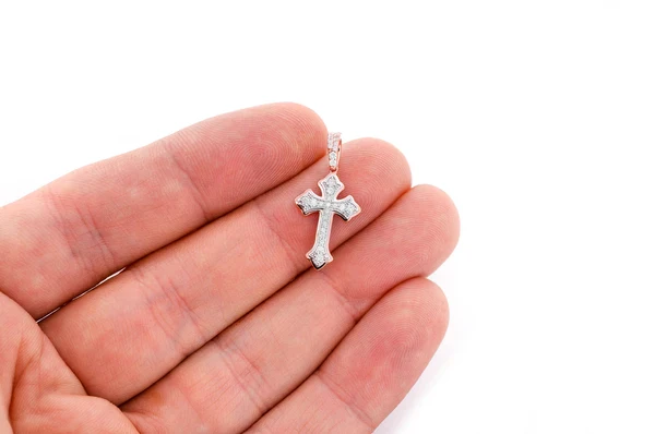 0.25ct Diamond Rounded Cross Pendant 18K Solid Gold - Image 6