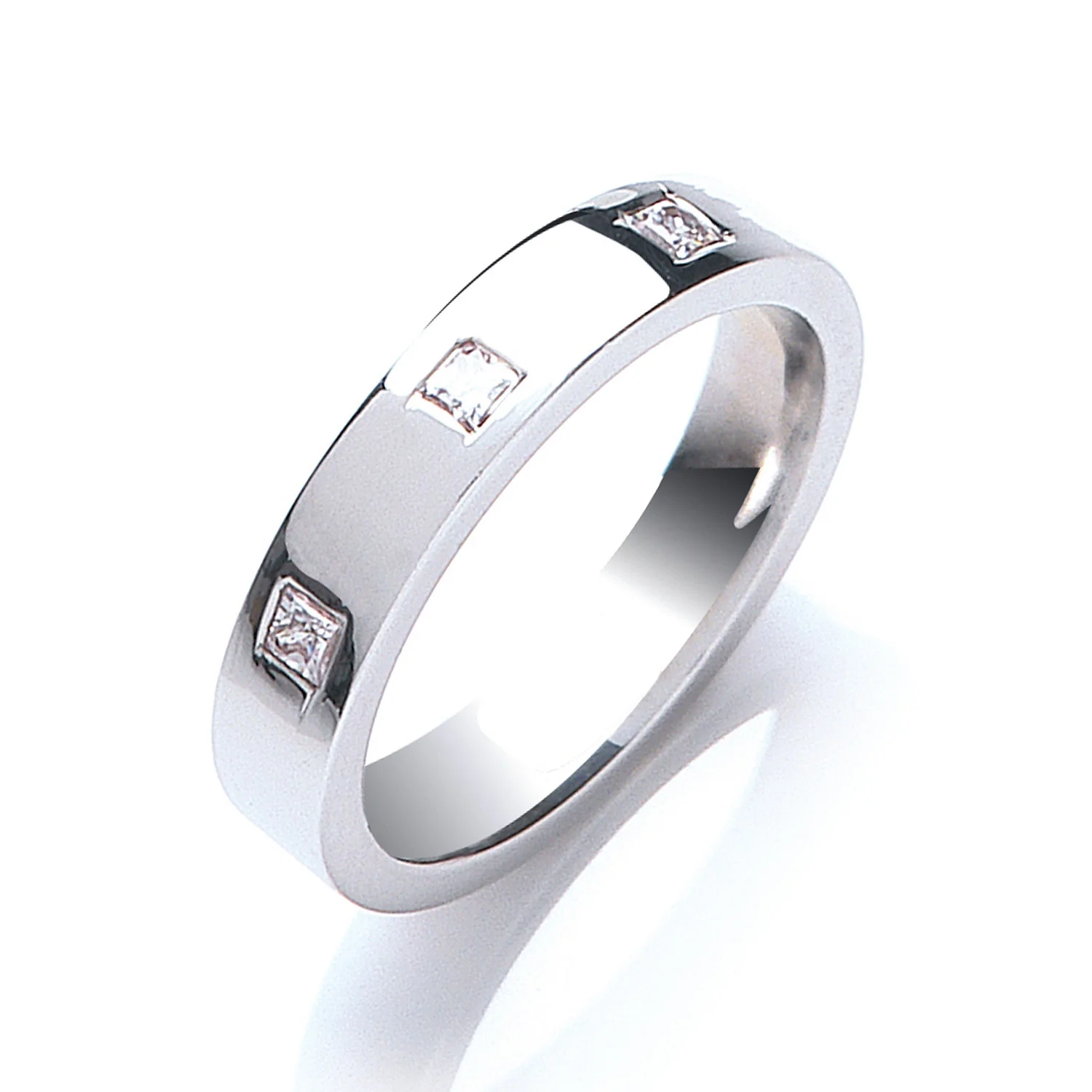 0.33ctw 3st P/C Diamond Set 4mm Flat Court Wedding Band - Platinum