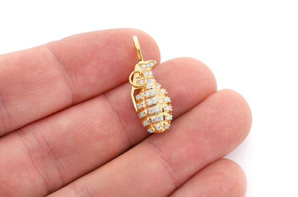 0.40ct Diamond Grenade Pendant 18K Solid Gold - Image 3