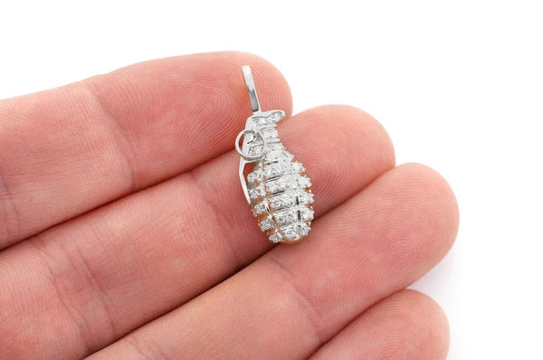 0.40ct Diamond Grenade Pendant 18K Solid Gold - Image 6