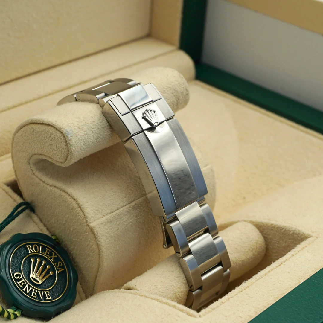 Rolex GMT-Master II 126710GRNR Bruce Wayne Black Dial 2024 - Image 9