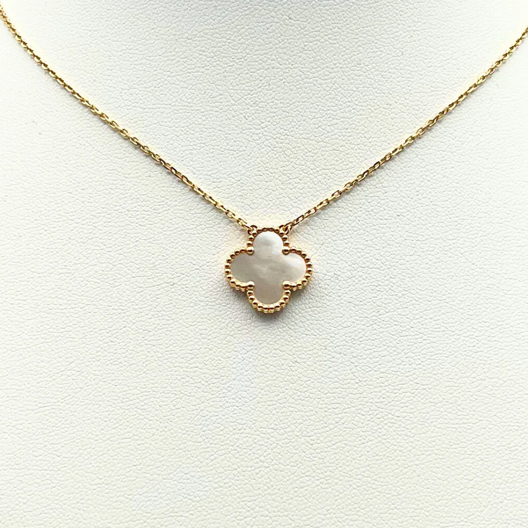 Van Cleef & Arpels Vintage Alhambra Pendant Mother-Of-Pearl 18K Yellow Gold - Image 11