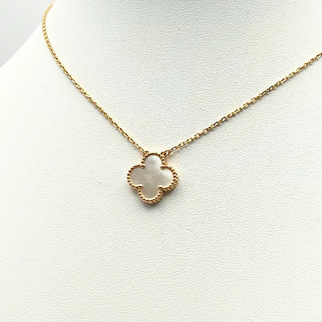 Van Cleef & Arpels Vintage Alhambra Pendant Mother-Of-Pearl 18K Yellow Gold - Image 13