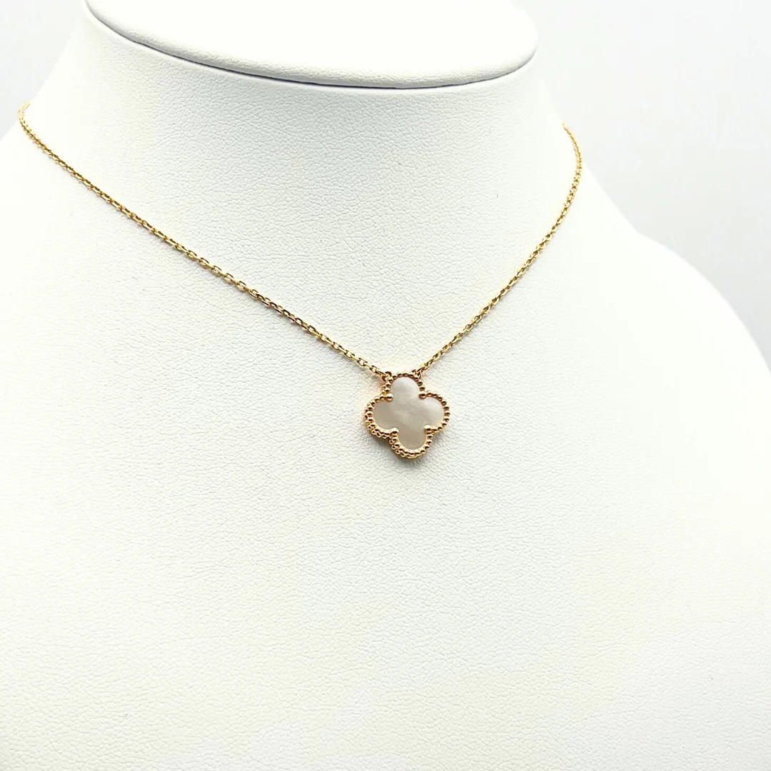Van Cleef & Arpels Vintage Alhambra Pendant Mother-Of-Pearl 18K Yellow Gold - Image 6
