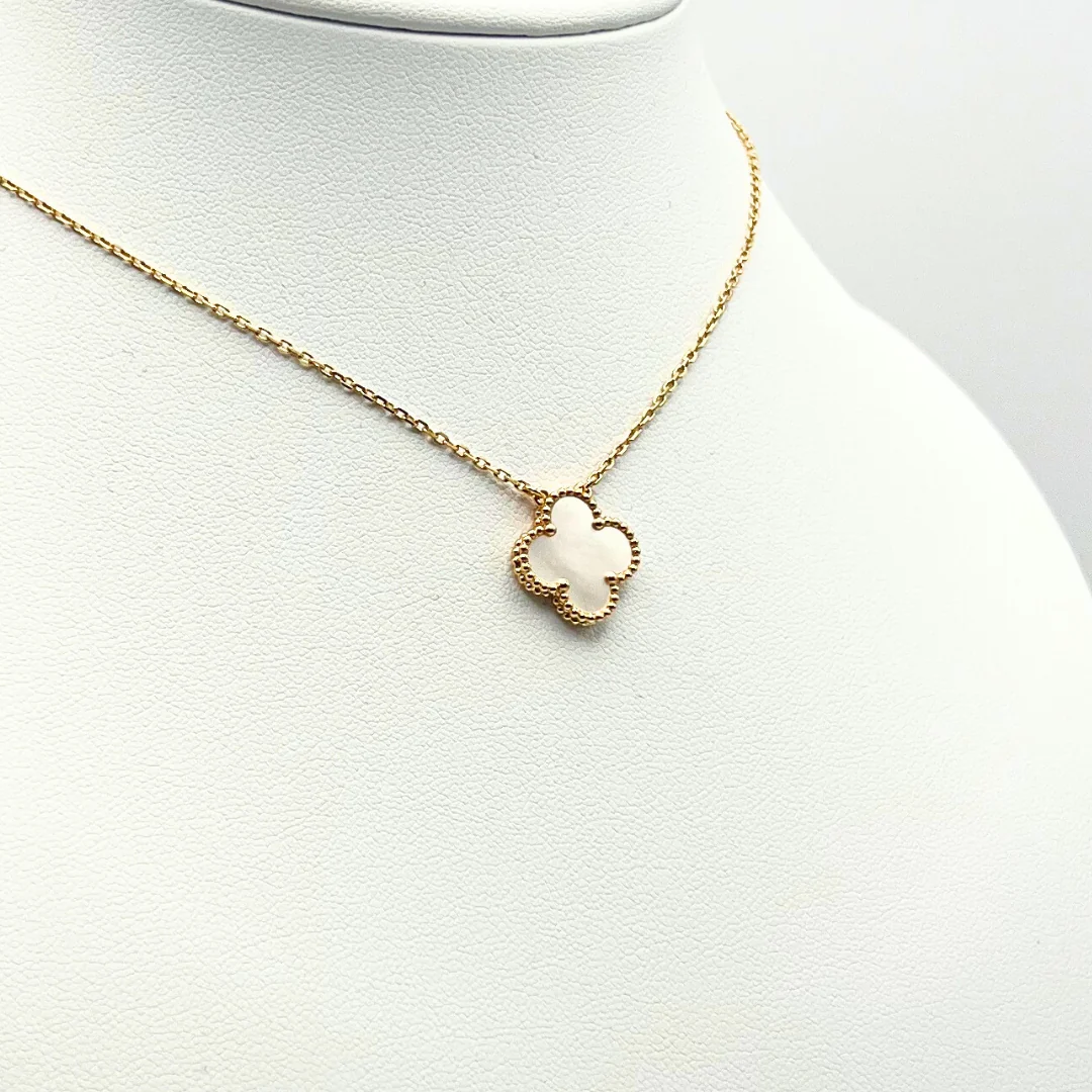 Van Cleef & Arpels Vintage Alhambra Pendant Mother-Of-Pearl 18K Yellow Gold - Image 7